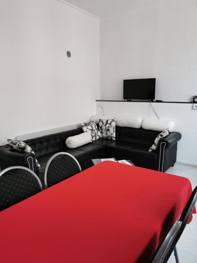 Ostend Backpackers Lodge Buitenkant foto